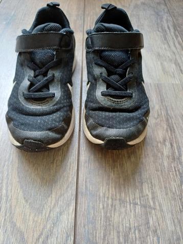 Nike unisex hardloopschoenen maat 31 beschikbaar voor biedingen