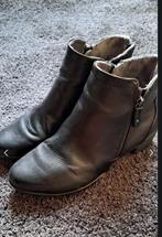 Enkellaarsjes zwart met nep bont voering, Zwart, Lage of Enkellaarzen, Ophalen of Verzenden, Zo goed als nieuw