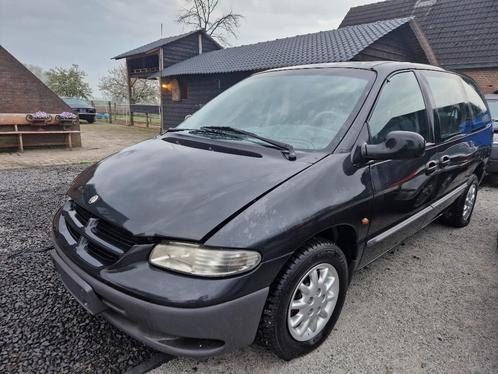 Chrysler 7pers.  Grand Voyager 2.5 TD 2000 Grijs 47000km !, Auto's, Chrysler, Particulier, Grand Voyager, Diesel, MPV, Handgeschakeld
