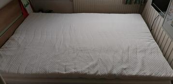 Matras topper, 150 x 200 beschikbaar voor biedingen