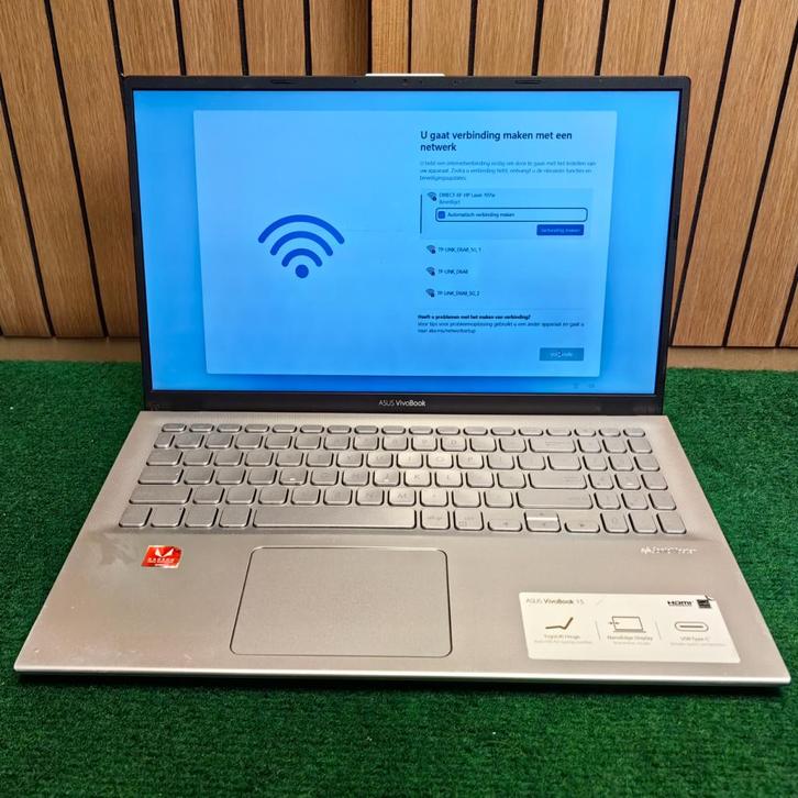 Asus Vivobook 15 AMD Ryzen 3 256GB SSD 8GB Windows 11, Computers en Software, Windows Laptops, Zo goed als nieuw