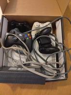 Xbox 360 + 4 controllers, Spelcomputers en Games, Spelcomputers | Xbox 360, Gebruikt, Ophalen