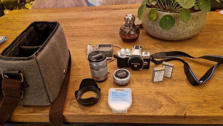 Olympus OM-D E-M10 Mark III Digitale Camera weinig gebruikt., Audio, Tv en Foto, Fotocamera's Digitaal, Zo goed als nieuw, Olympus