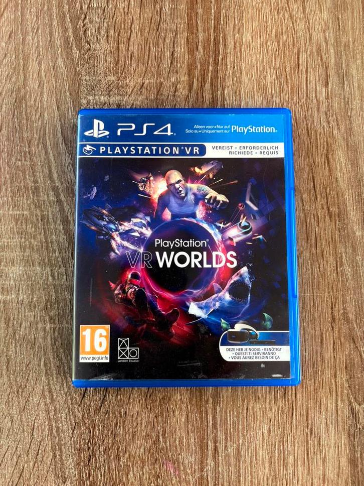 PS4 PSVR Game – VR Worlds (Compleet & Netjes), Spelcomputers en Games, Games | Sony PlayStation 4, Zo goed als nieuw, Shooter