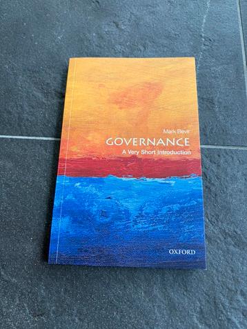 Governance A Very Short Introduction - Mark Bevir beschikbaar voor biedingen