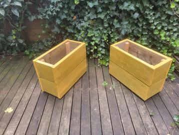 2x Mooi Plantenbakken beschikbaar voor biedingen