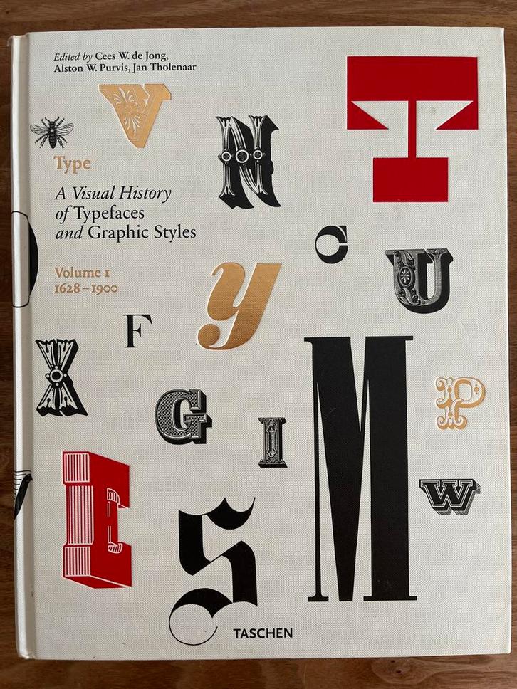 Type: Visuele Geschiedenis van Lettertypes, Boeken, Kunst en Cultuur | Fotografie en Design, Zo goed als nieuw, Overige onderwerpen