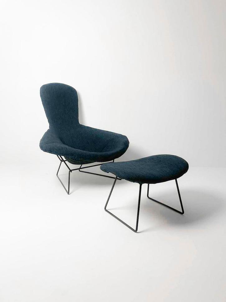 Harry Bertoia ‘Bird’ stoel met ottoman, Huis en Inrichting, Stoelen, Eén, Blauw, Ophalen of Verzenden