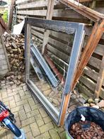 Velux dakraam 134 x 140 gebruikt, Raamkozijn, Gebruikt, Ophalen of Verzenden, 75 tot 150 cm