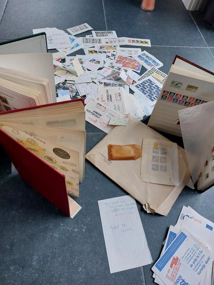 Postzegelverzameling - Zolderopruiming, Postzegels en Munten, Postzegels | Volle albums en Verzamelingen, Nederland en Buitenland