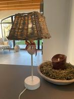 Clayre & Eef tafellamp met rattan lampenkap, Huis en Inrichting, Nieuw, Ophalen of Verzenden, Clayre & Eef, Minder dan 50 cm