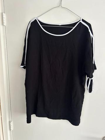Shirt zwart maat M beschikbaar voor biedingen