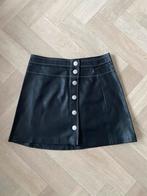 Zara rok leer met drukknoppen 36 S zwart, Kleding | Dames, Rokken, Zwart, Ophalen of Verzenden, Zo goed als nieuw, Maat 36 (S)