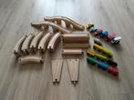 Houten treinbaan met diverse voertuigen, Ophalen of Verzenden, Gebruikt, Overige typen