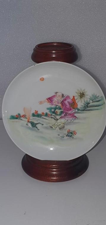 Chinese schotel  beschikbaar voor biedingen