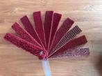 Bunch met staaltjes tapijt vloerbedekking - rood (2), Ophalen of Verzenden, Zo goed als nieuw, Materiaal