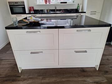 keuken beschikbaar voor biedingen