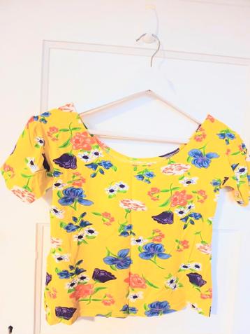 Vintage Prestige Floral Top – Maat S  beschikbaar voor biedingen