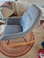 Grijze Schommelstoel, Huis en Inrichting, Stoelen, Hout, Ophalen of Verzenden, Zo goed als nieuw, Eén