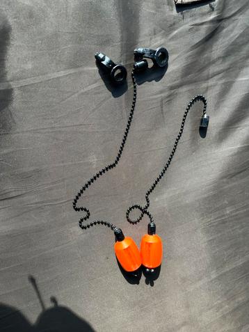 2x fox hanger beschikbaar voor biedingen