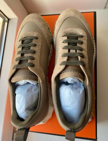 hermes schoenen beschikbaar voor biedingen