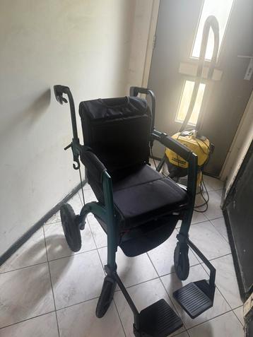 Rolstoel rollator beschikbaar voor biedingen