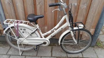 Meisjes fiets  beschikbaar voor biedingen