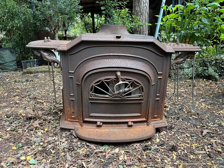 Massief gietijzeren houtkachel/potkachel uit 1979, Huis en Inrichting, Kachels, Gebruikt, Vrijstaand, Houtkachel, Hout, Ophalen
