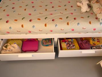 IKEA Uitschuifbed/Logeerbed met Lades beschikbaar voor biedingen