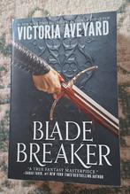 Blade breaker - Victoria Aveyard EN, Boeken, Ophalen of Verzenden, Zo goed als nieuw, Victoria aveyard