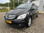 Mercedes-Benz b200 trekhaak, 136 pk, 400 kg, Zwart, 1245 kg