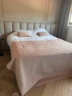 Essenza roeby plaid en kussens, Huis en Inrichting, Woonaccessoires | Plaids en Woondekens, Ophalen of Verzenden, Zo goed als nieuw
