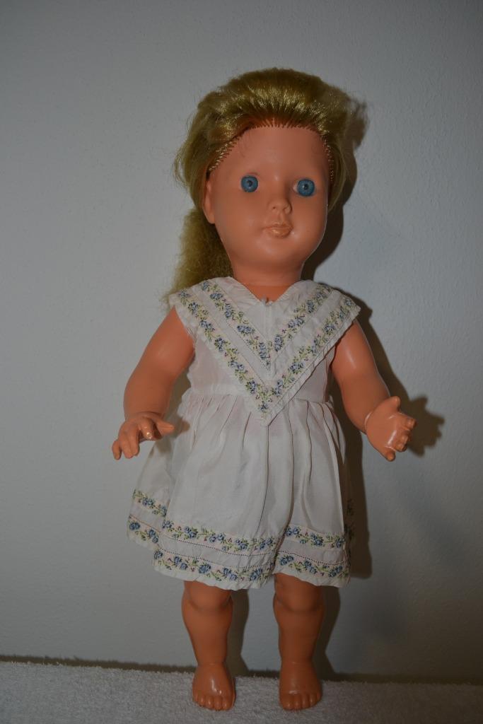 Mooie wildebras pop met originele kleding NR 7253, Verzamelen, Poppen, Zo goed als nieuw, Pop, Ophalen of Verzenden