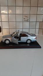 Miniatuurauto Mercedes Benz S-class, Hobby en Vrije tijd, Modelauto's | 1:18, Ophalen of Verzenden, Zo goed als nieuw, Auto, Overige merken