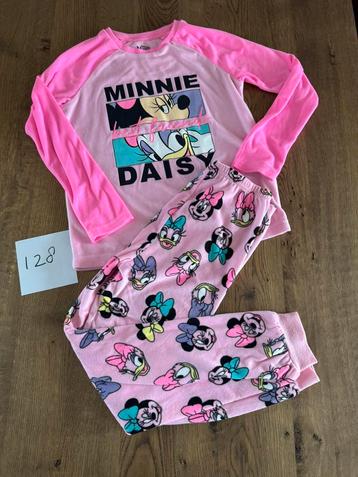Minnie mouse en katrien broek en longsleeve huispak maat 128 beschikbaar voor biedingen