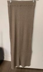 Bruine lange rib rok, Guts&Gutso, one size, Kleding | Dames, Rokken, Ophalen, Zo goed als nieuw, Onder de knie, Bruin