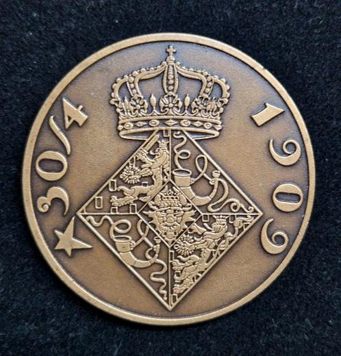 Bronzen historiepenning Prinses Juliana J.C. Wienecke 1934., Postzegels en Munten, Penningen en Medailles, Brons, Buitenland, Ophalen of Verzenden