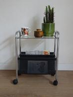 Vintage design tijdschriftenrek op wielen, Verzamelen, Ophalen, Huis en Inrichting