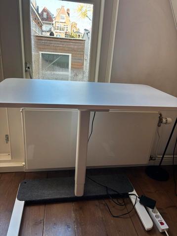 Yaasa Desk One - Standing desk beschikbaar voor biedingen