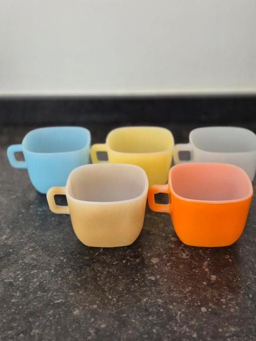 Vintage Opale France Arcopal, Huis en Inrichting, Keuken | Servies, Gebruikt, Kom(men), Overige stijlen, Glas, Ophalen of Verzenden