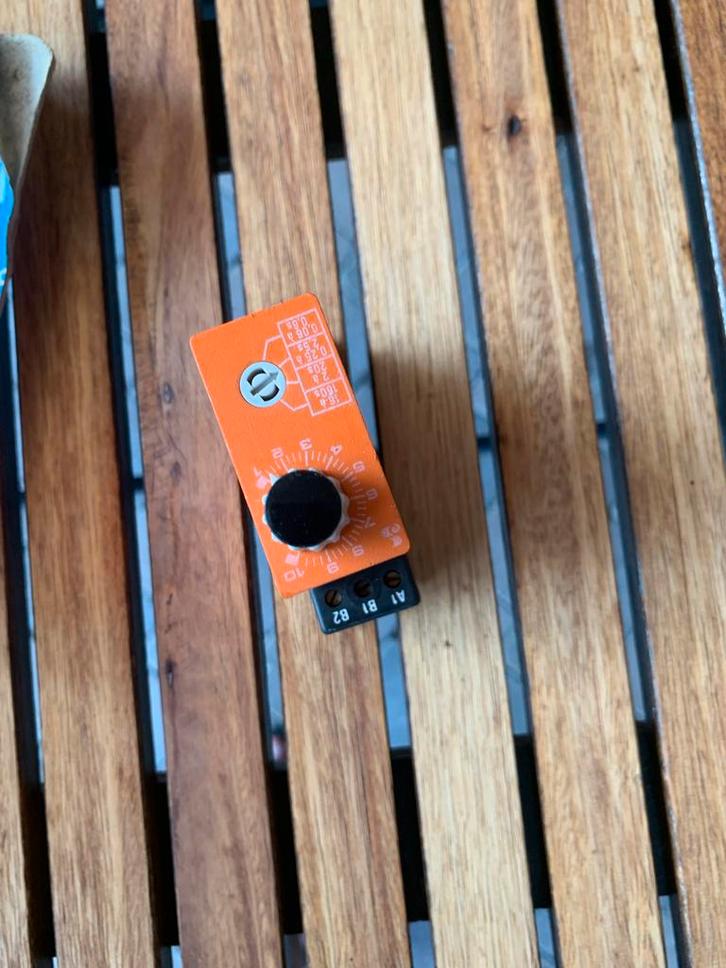 Industriële Componenten: Sauter, Störk Allwell Regelaars etc, Hobby en Vrije tijd, Elektronica-componenten, Ophalen of Verzenden