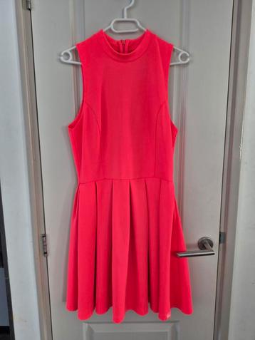 Superdry jurk neon roze maat M 38 zonder mouwen beschikbaar voor biedingen