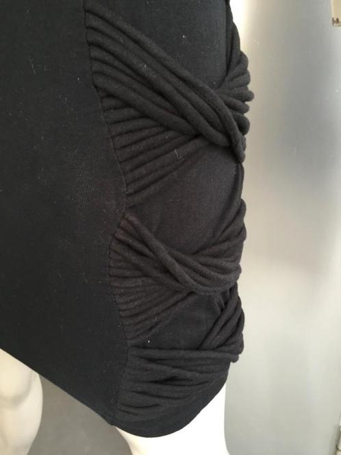B478 Gestuz maat S=36  aparte jurk jurkje zwart, Kleding | Dames, Jurken, Zo goed als nieuw, Maat 36 (S), Zwart, Knielengte, Ophalen of Verzenden