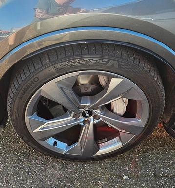 Audi Q7 Sportvelgen 22 Inch incl. Sportwielen Banden Bieden  beschikbaar voor biedingen