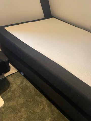 Boxspring 120x200 beschikbaar voor biedingen