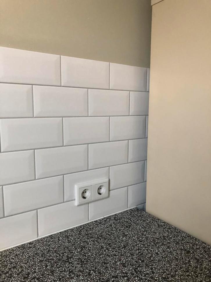 1,5 m2 metro tegels wit nieuw bijna gratis nieuw in doos, Doe-het-zelf en Verbouw, Tegels, Zo goed als nieuw, Wandtegels, Keramiek