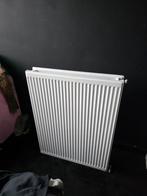 Radiator - 70x90x10cm - Dubbel - Incl. Beugels, Doe-het-zelf en Verbouw, Verwarming en Radiatoren, Ophalen, Radiator, Zo goed als nieuw