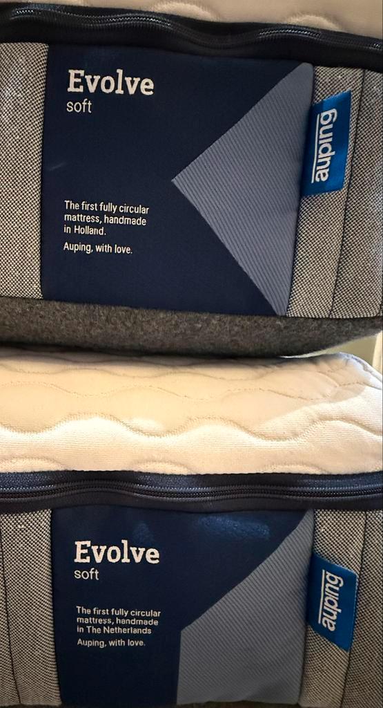 2x Auping Evolve Matras (Soft) + Auping Bodem en poten, Huis en Inrichting, Slaapkamer | Matrassen en Bedbodems, Zo goed als nieuw