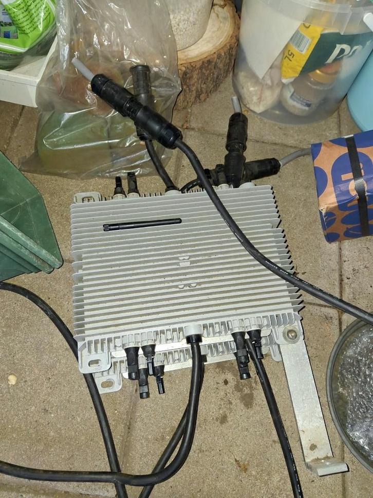 Zonnepaneel Micro Omvormers, Doe-het-zelf en Verbouw, Elektra en Kabels, Zo goed als nieuw, Overige typen, Ophalen