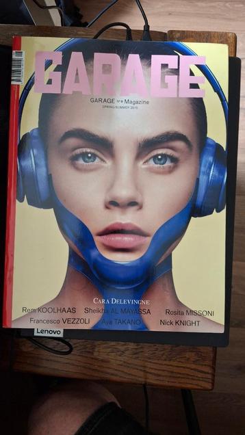 GARAGE Magazine #81 Cara Delevingne beschikbaar voor biedingen